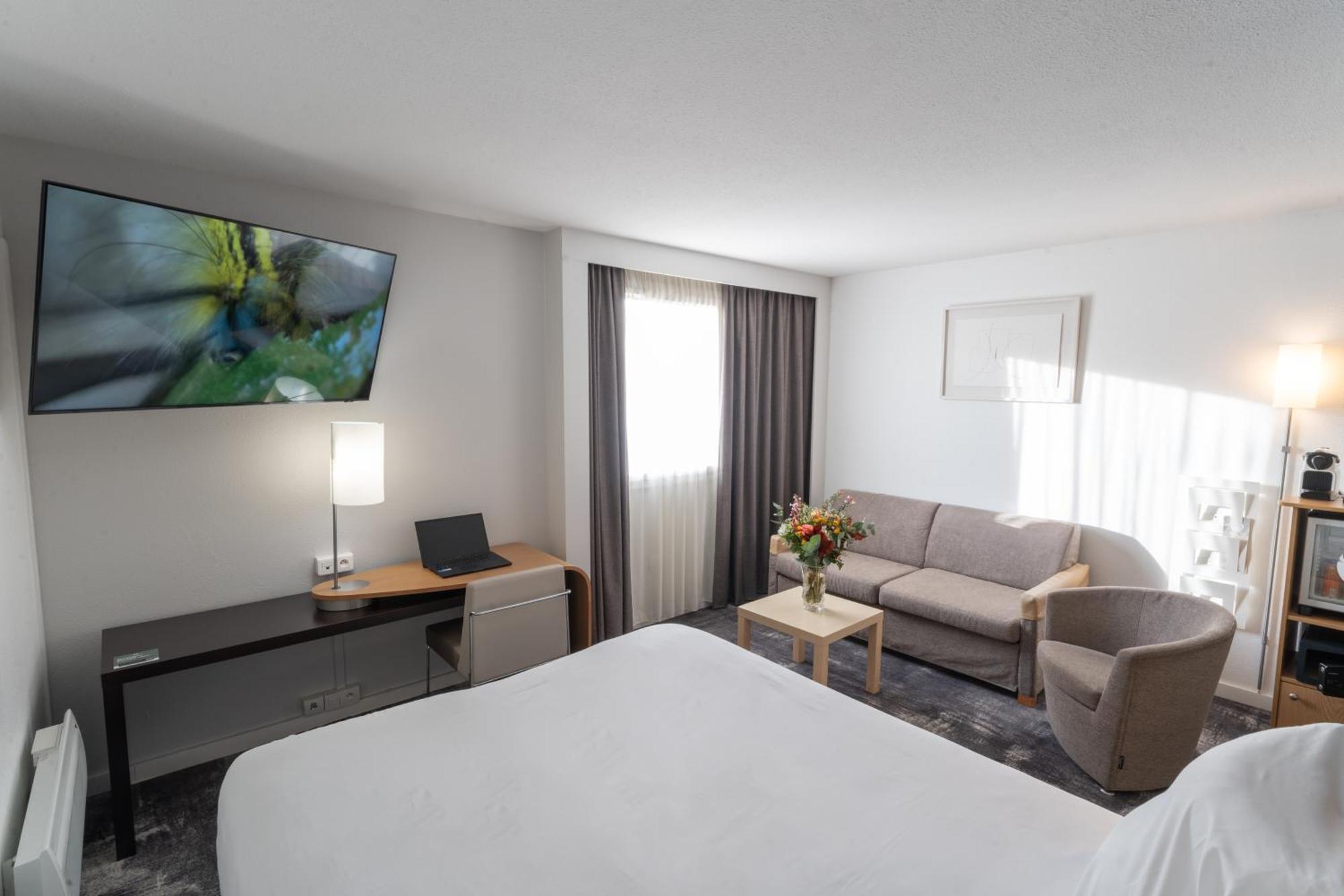 Executive Double Room Sofa Bed,1625482233:JPEG